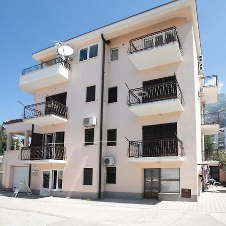 Apartments L&M Макарска Екстериор снимка