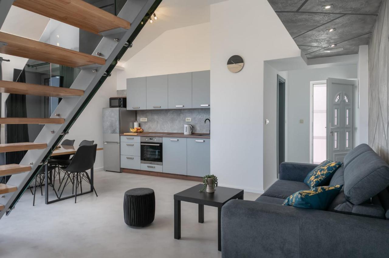 Apartments L&M Макарска Екстериор снимка