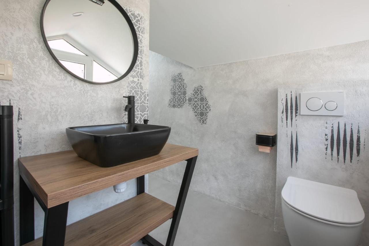 Apartments L&M Макарска Екстериор снимка